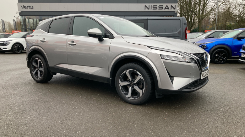 Nissan Qashqai 1.3 DiG-T MH N-Connecta 5dr Petrol Hatchback